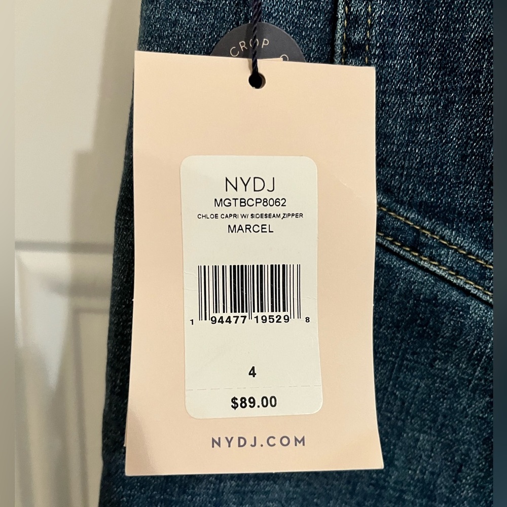 NWT NYDJ Chloe Capri Pants 4 Blue Marcel Denim Sideseam Zipper LIFTxTUCK‎ - Picture 6 of 11